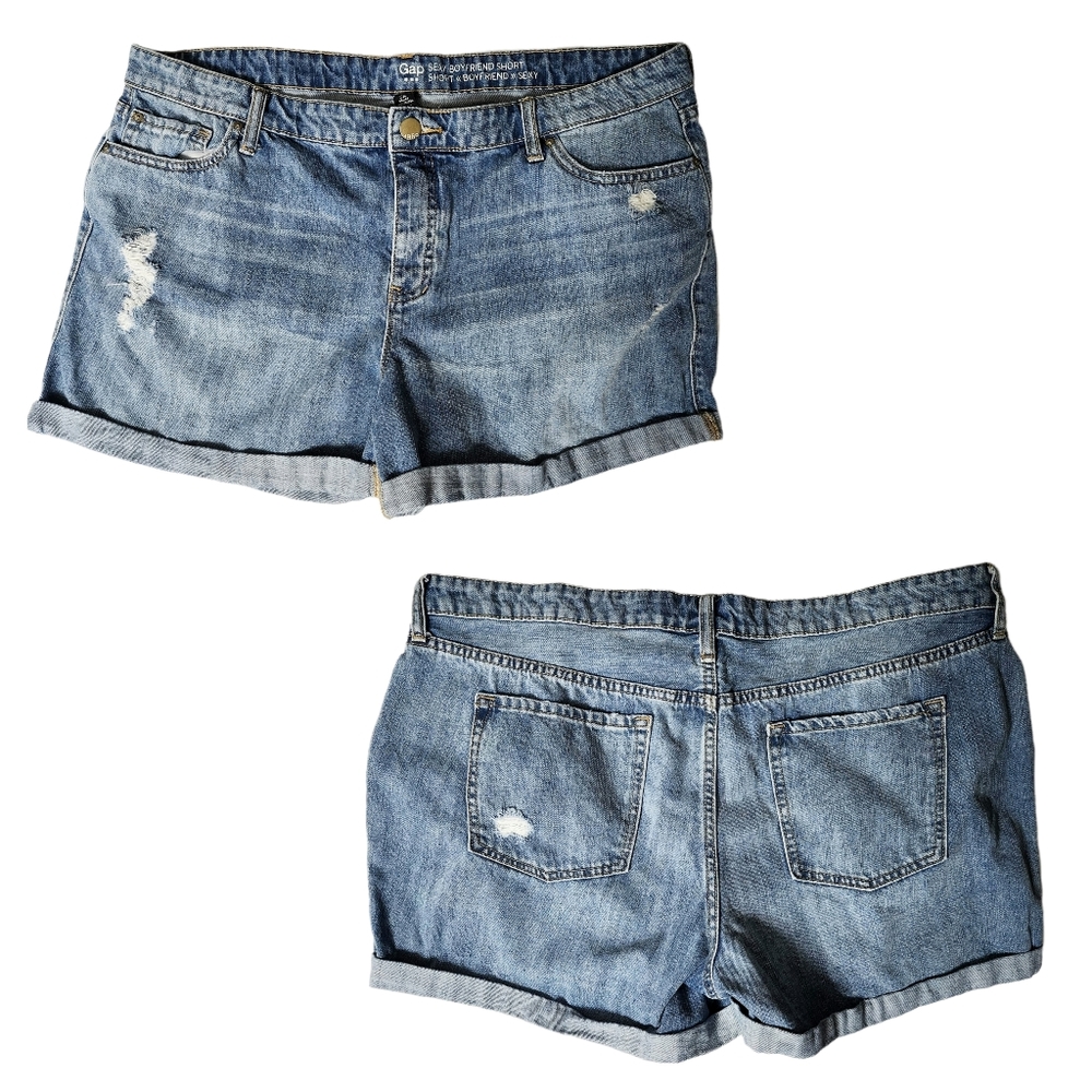 Sexy Distressed Button Fly Boyfriend Jean Shorts | Gap | 18